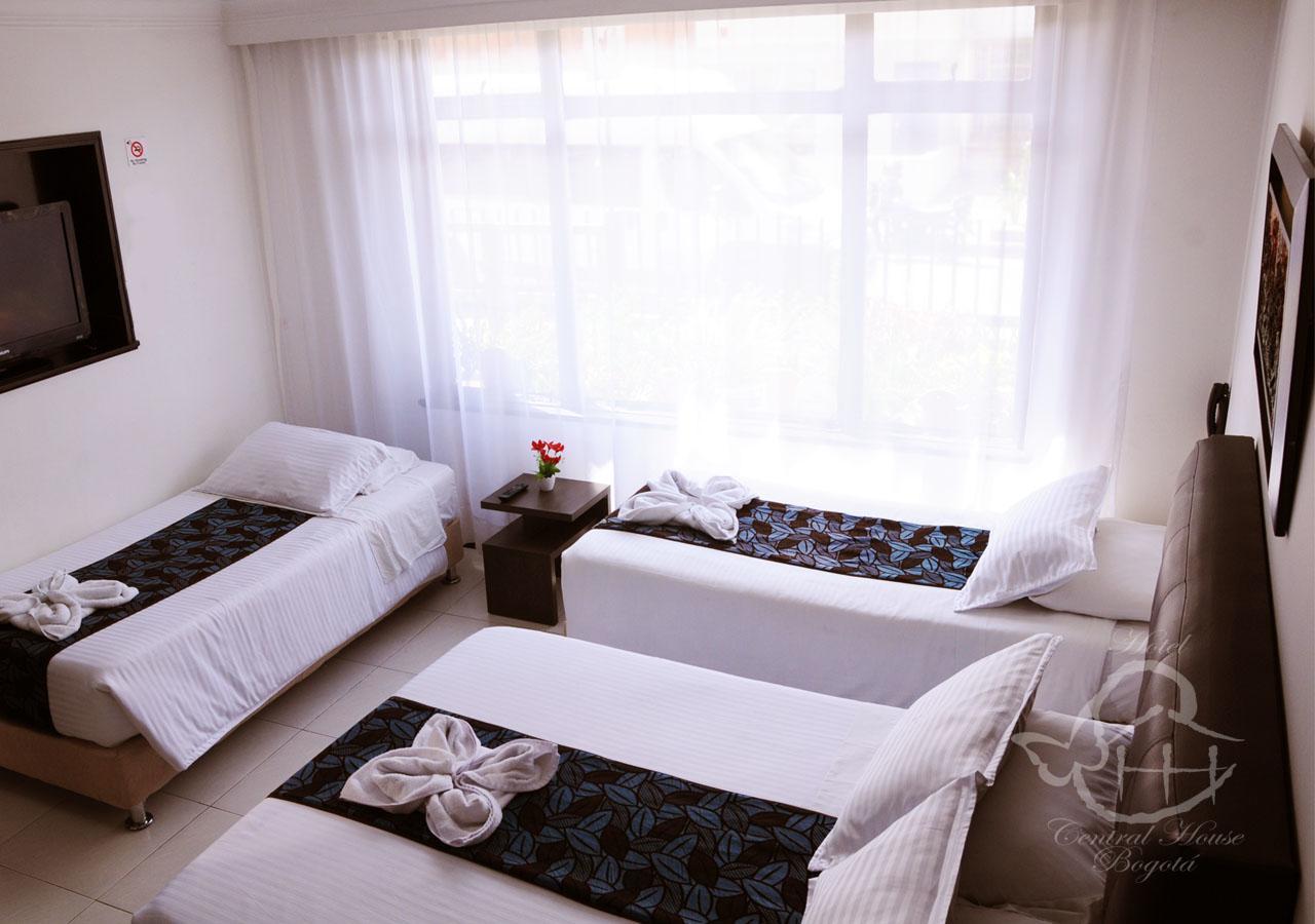Hotel Central House A 5 Min De La Embajada Americana ボゴタ エクステリア 写真